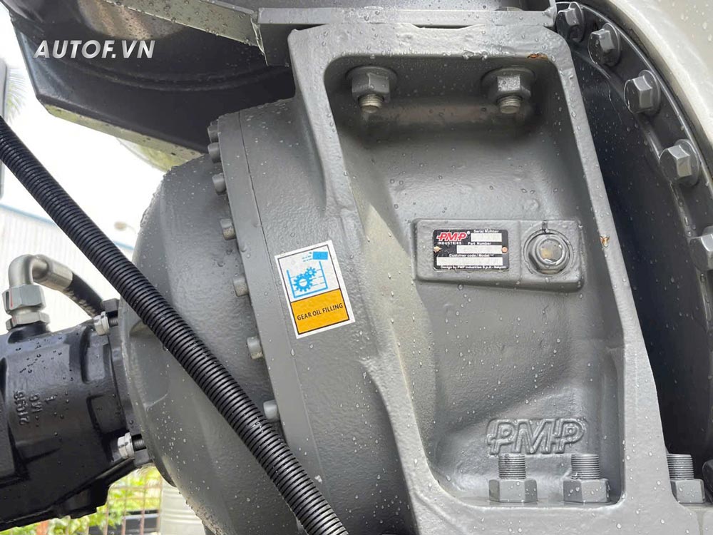 Xe trộn bê tông Chenglong 10 Khối 350Hp Nhập Khẩu